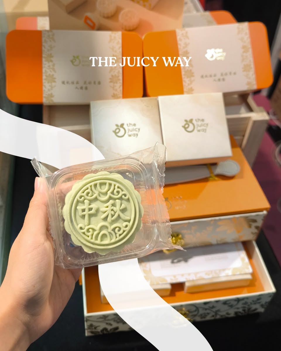 The Juicy Way mooncakes