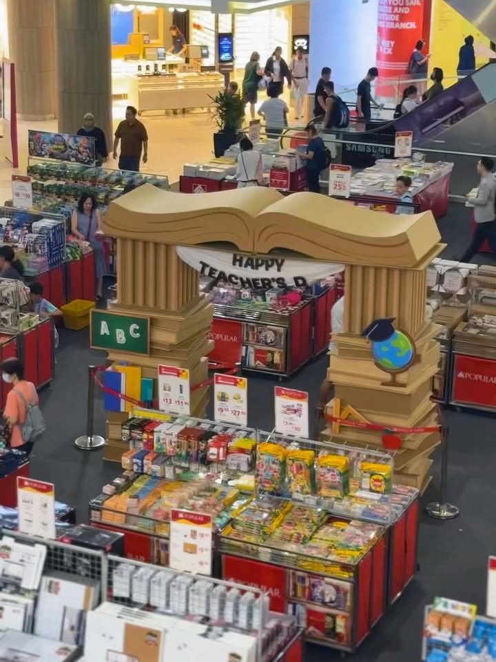 POPULAR Roadshow at Compass One: Buy 1 Free 1 Toys and Teacher's Day Gifts Till